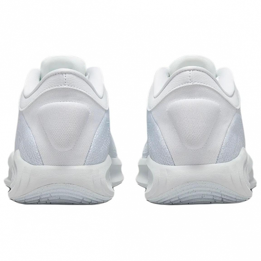 Nike Gt Hustle Academy White Pure Platinum Glacier Blue купить в интернет-магазине Yoocart с быстрой доставкой по России.