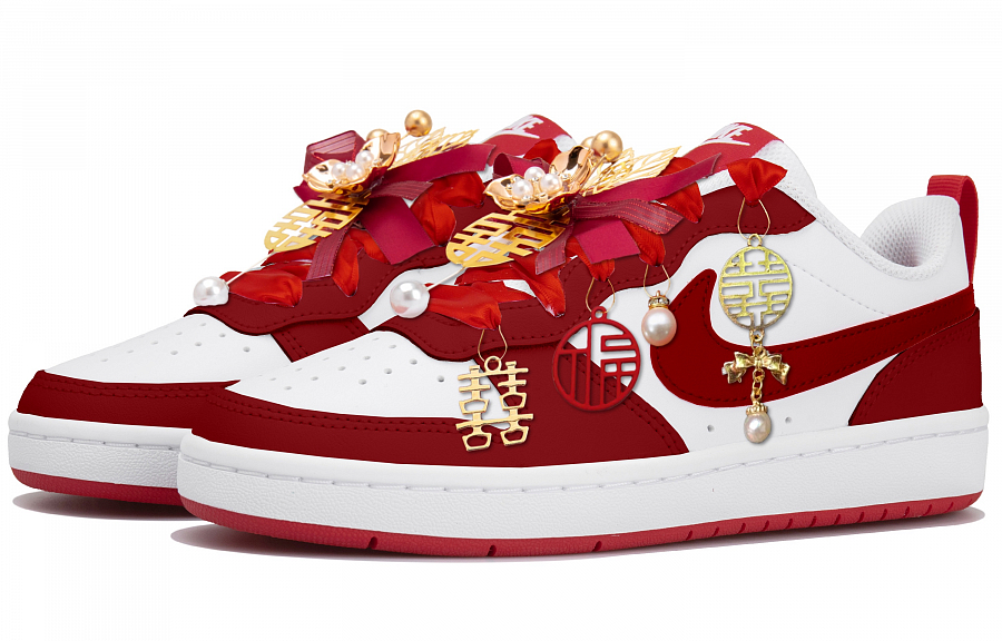 Nike Court Borough 2 Low Top Skateboard Shoes Women's White Red купить в интернет-магазине Yoocart с быстрой доставкой по России.
