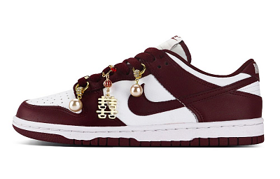 Nike Dunk Slip Resistant, Abrasion Resistant, Lightweight Low Top Skateboard Shoes Unisex Burgundy