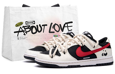Nike Dunk Red Panda Strawberry Anti-Slip Wear-Resistant Low-Top Skateboard Shoes Unisex Red