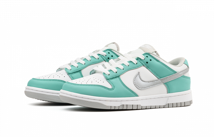 Nike Dunk Low Top Skateboard Shoes Women's Sky Blue купить в интернет-магазине Yoocart с быстрой доставкой по России.