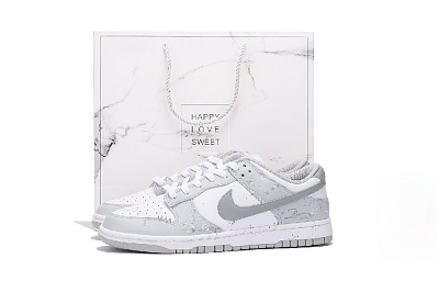 Nike Dunk Coverage Slip Resistant And Abrasion Resistant Low Top Skateboard Shoes Unisex White Gray