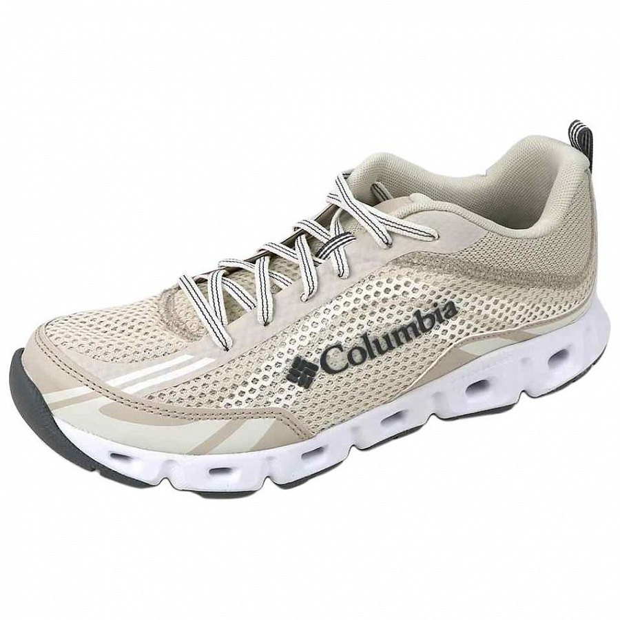 Columbia Abrasion Resistant River Trekking Shoes Women's Beige купить в интернет-магазине Yoocart с быстрой доставкой по России.