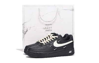 Nike Air Force 1 Anti Slip Wear Resistant Low Top Skateboard Shoes Women's Black White