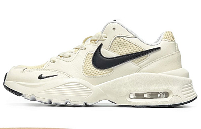 Nike Air Max Fusion Abrasion Resistant Low Top Running Shoes Women's Beige Black