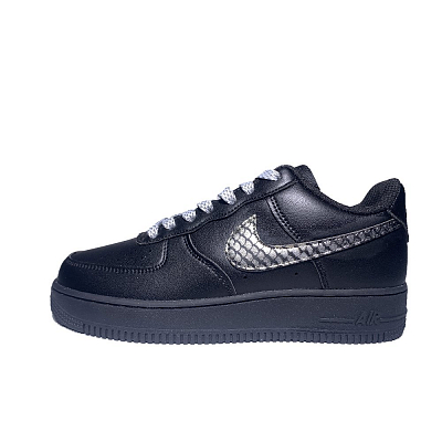 Nike Air Force 1 Coverage Slip Resistant Waterproof Abrasion Resistant Low Top Skateboard Shoes Women's Black