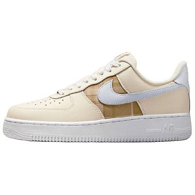 Nike Abrasion Resistant Low top Skateboard Shoes Women's Beige Brown