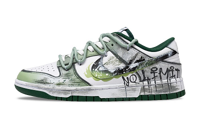 Nike Dunk Dreamy Drawing Warm Slip-Resistant Balanced Lightweight Breathable Low-Top Skateboard Shoes Unisex Green