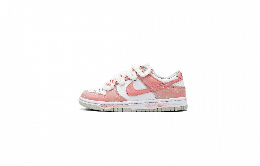 Nike Dunk Anti-Slip Wear-Resistant Low-Top Skateboard Shoes Women's Pink White купить в интернет-магазине Yoocart с быстрой доставкой по России.