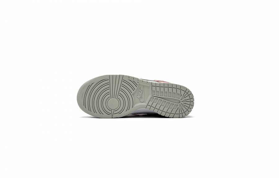 Nike Dunk Anti-Slip Wear-Resistant Low-Top Skateboard Shoes Women's Pink White купить в интернет-магазине Yoocart с быстрой доставкой по России.
