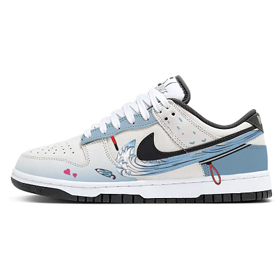 Nike Dunk Low Top Skateboard Shoes Women's White Blue