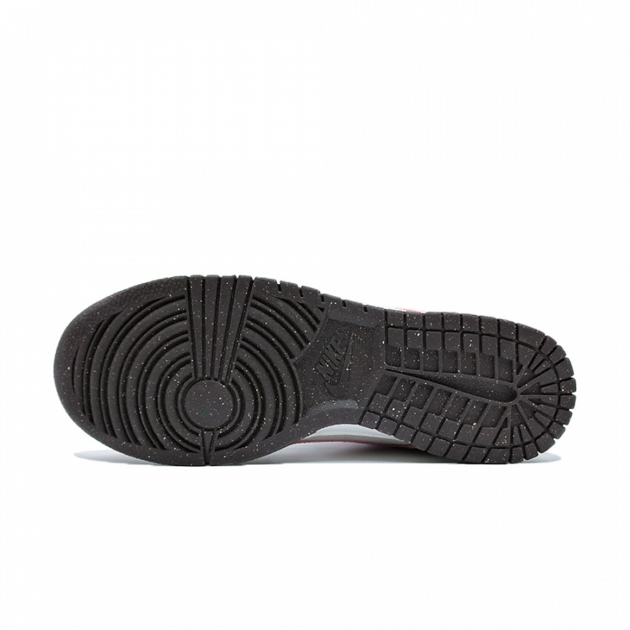 Nike Dunk Chocolate Slip Resistant Low Top Skateboard Shoes Women's Pink купить в интернет-магазине Yoocart с быстрой доставкой по России.