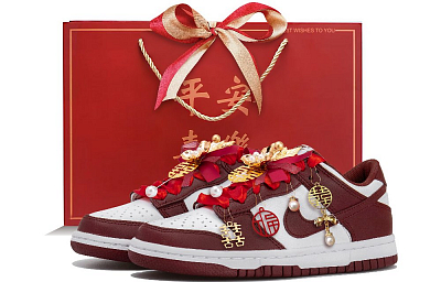 Nike Dunk Abrasion Resistant Low Top Skateboard Shoes GS White Red