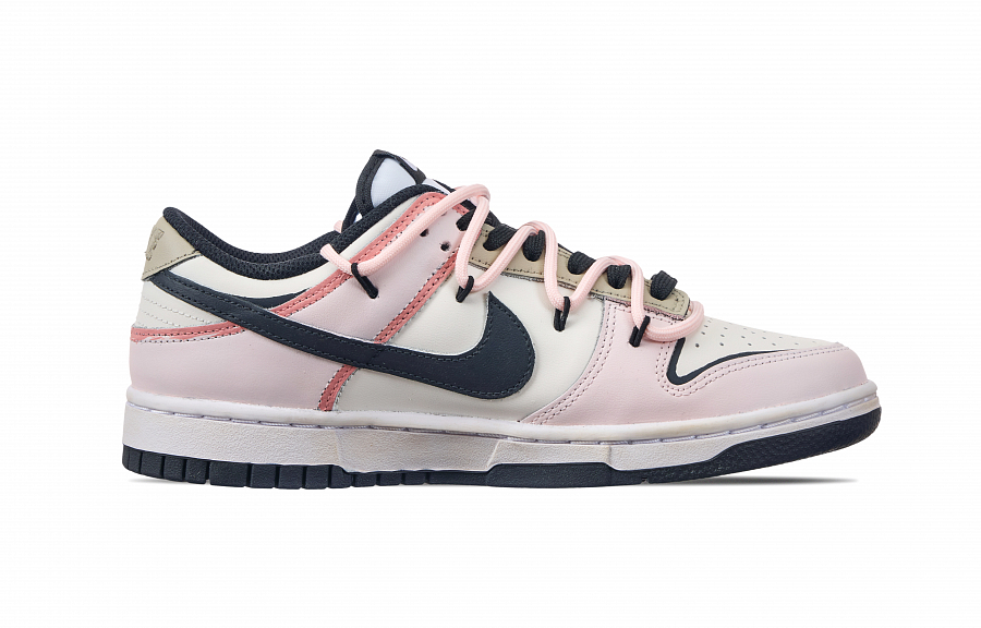 Nike Dunk Bouquet Of Love Anti-Slip Wear-Resistant Low-Top Skateboard Shoes Women's Pink купить в интернет-магазине Yoocart с быстрой доставкой по России.