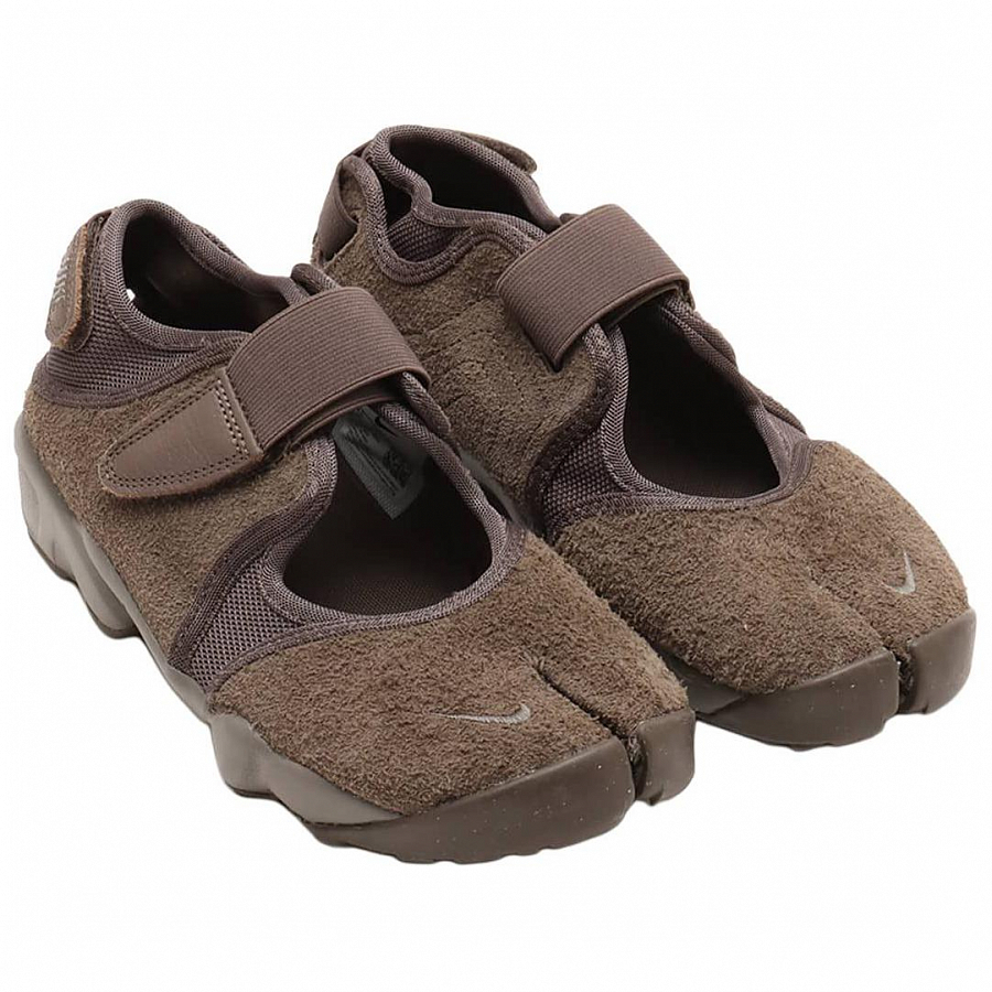 Nike Air Rift Ironstone Cave Stone Women's купить в интернет-магазине Yoocart с быстрой доставкой по России.