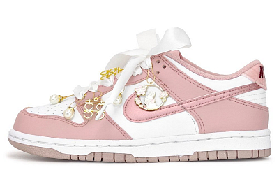Nike Dunk Anti-Slip Wear-Resistant Low-Top Skateboard Shoes GS Pink