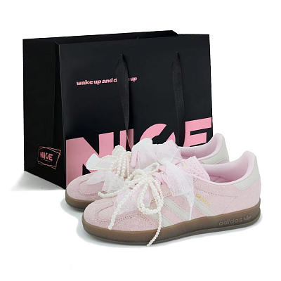 Adidas Originals GAZELLE INDOOR Strawberry Pie Anti Slip Wear Resistant Low Top Skateboard Shoes Women's Pink