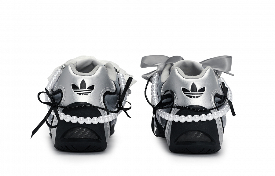 Adidas Originals ADIRACER 811 Manufacturing, Silver Glimmer, Special Shoe Box Low Top Casual Shoes Women's Gray Silver купить в интернет-магазине Yoocart с быстрой доставкой по России.