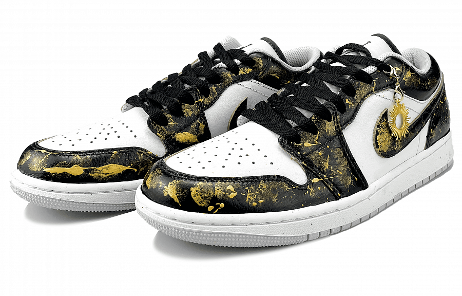 Jordan Air Jordan 1 Abrasion Resistant Low Top Vintage Basketball Shoes Men's Black Gold купить в интернет-магазине Yoocart с быстрой доставкой по России.