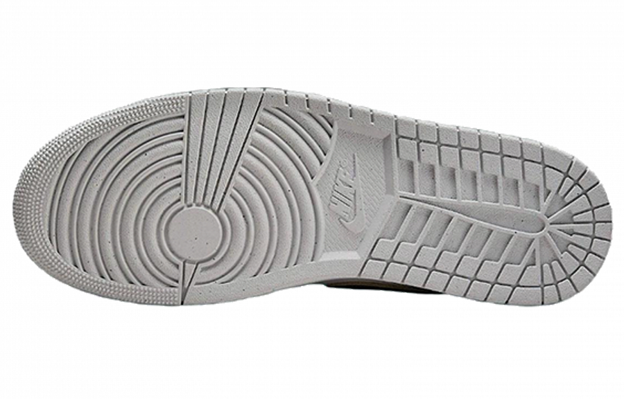 Jordan Air Jordan 1 Abrasion Resistant Low Top Vintage Basketball Shoes Men's Black Gold купить в интернет-магазине Yoocart с быстрой доставкой по России.