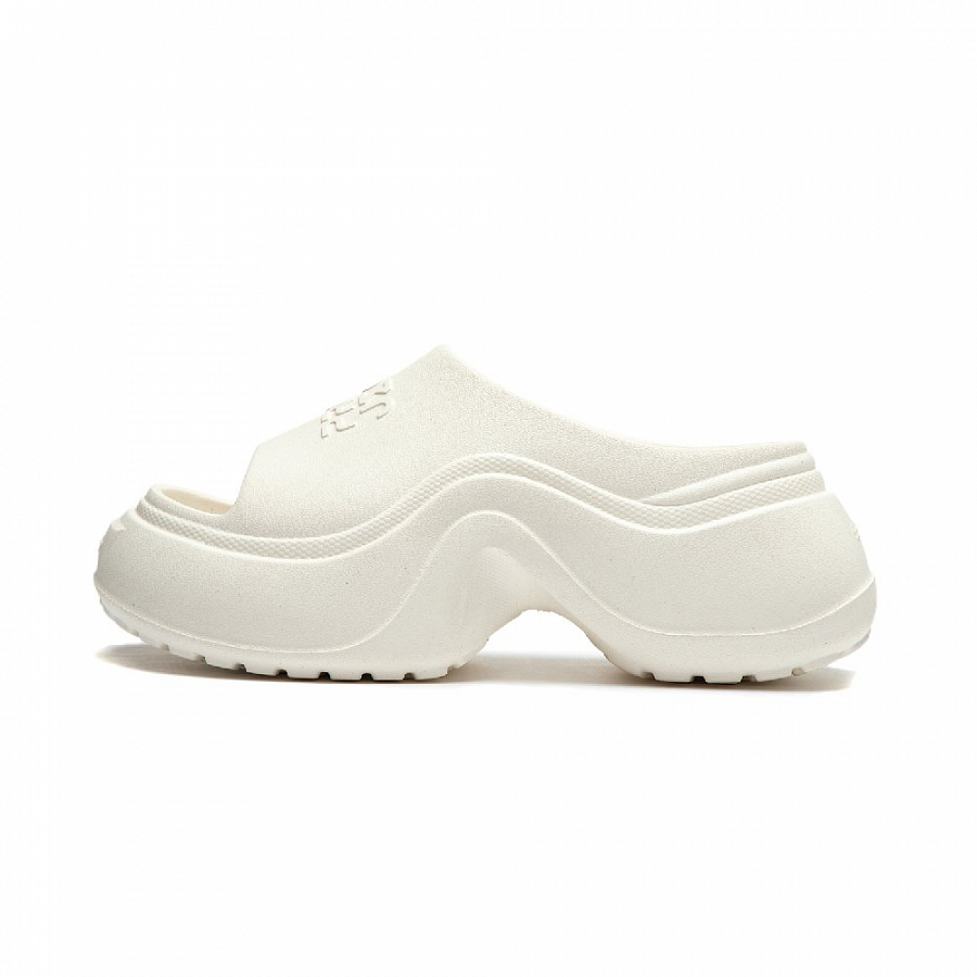 LiNing Project* Slide Slippers Women's Ivory купить в интернет-магазине Yoocart с быстрой доставкой по России.