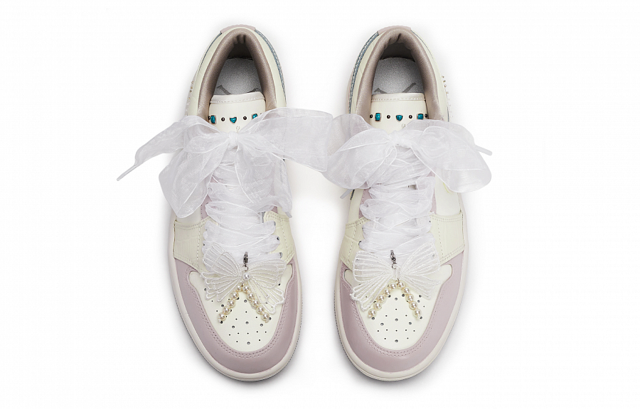 JORDAN Air Jordan 1 Vintage Basketball Shoes Women's Low top Beige/White/Pink купить в интернет-магазине Yoocart с быстрой доставкой по России.