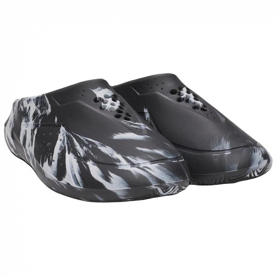 Under Armour CURRY FoamTro No Special Function Closed Toe Slippers Unisex Black White купить в интернет-магазине Yoocart с быстрой доставкой по России.