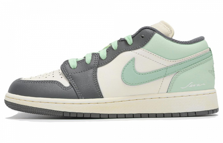 Jordan Air Jordan 1 Low Top Vintage Basketball Shoes Unisex Light Green купить в интернет-магазине Yoocart с быстрой доставкой по России.