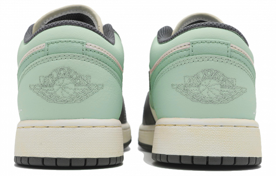 Jordan Air Jordan 1 Low Top Vintage Basketball Shoes Unisex Light Green купить в интернет-магазине Yoocart с быстрой доставкой по России.