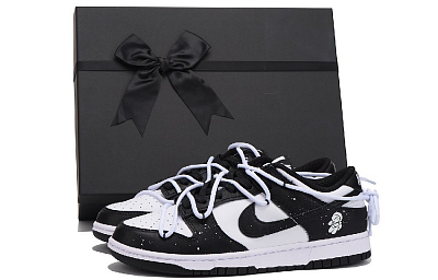 Nike Dunk Low Retro Low-Top Skateboard Shoes Men's Black White