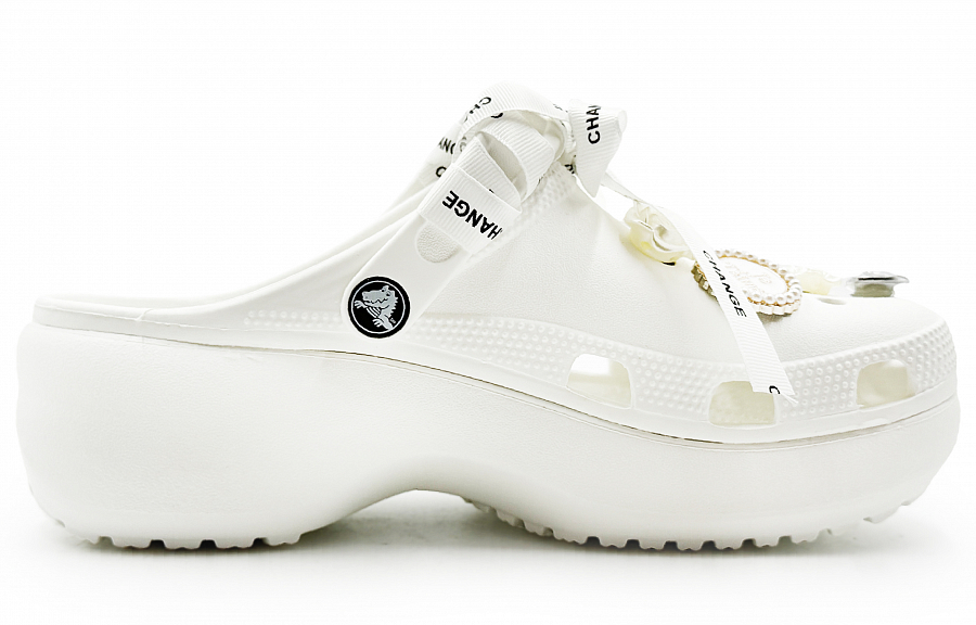 Crocs Classic Platform Clog Cloud Clogs Women's White купить в интернет-магазине Yoocart с быстрой доставкой по России.