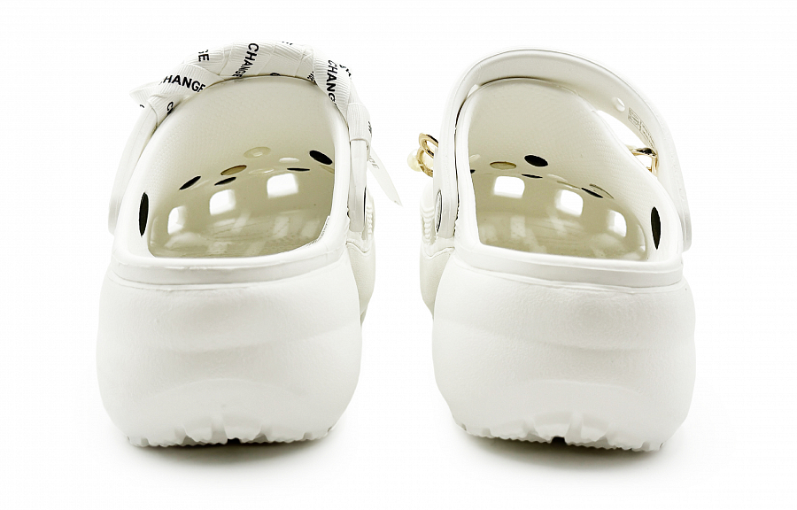 Crocs Classic Platform Clog Cloud Clogs Women's White купить в интернет-магазине Yoocart с быстрой доставкой по России.