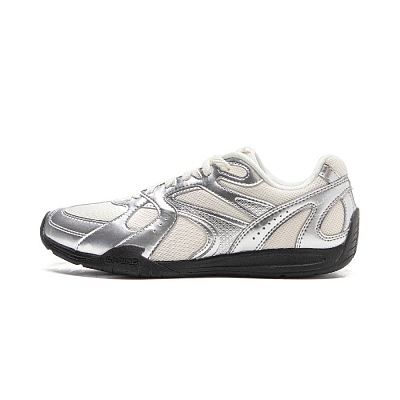 LiNing Film Retro Slip Resistant, Abrasion Resistant, Lightweight Low Top Casual Shoes Women's Silver White