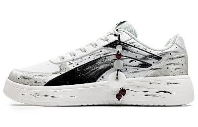 LiNing Anti Slip Wear Resistant Low Top Skateboard Shoes Women's Black White