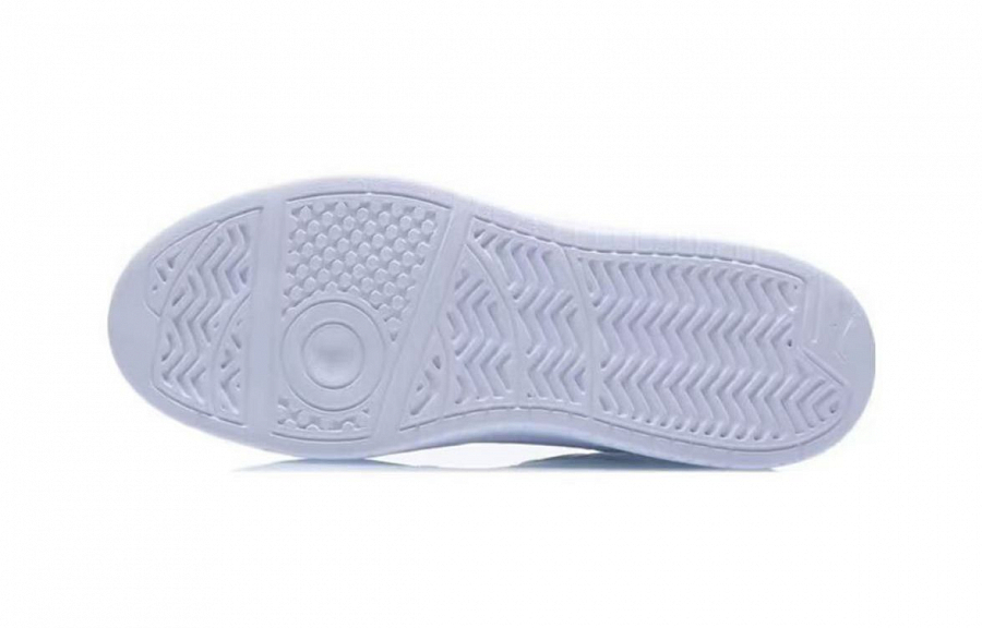 LiNing Pontoon Boats Anti Slip Wear Resistant Low Top Skateboard Shoes Women's White купить в интернет-магазине Yoocart с быстрой доставкой по России.