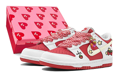 Nike Dunk Skateboard Shoes Women's Low Top Yellow