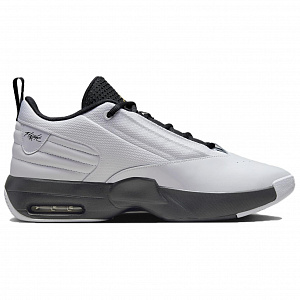 Jordan Max Aura 6 White Black 1 4000671