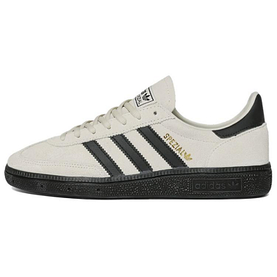 Adidas Leather Three stripes Low top Sneakers