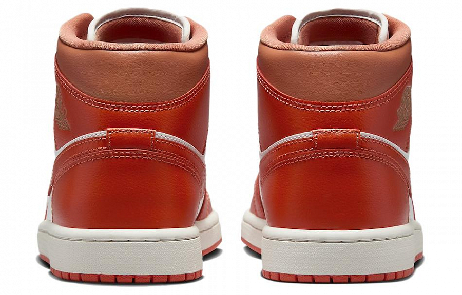 Jordan 1 Mid Cosmic Clay Women's купить в интернет-магазине Yoocart с быстрой доставкой по России.