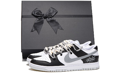 Nike Dunk Low Top Skateboard Shoes GS Gray