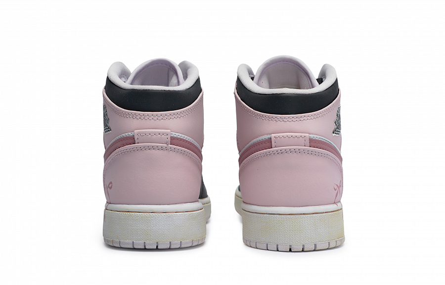 Jordan Air Jordan 1 Vintage Basketball Shoes Women's Mid top Black купить в интернет-магазине Yoocart с быстрой доставкой по России.