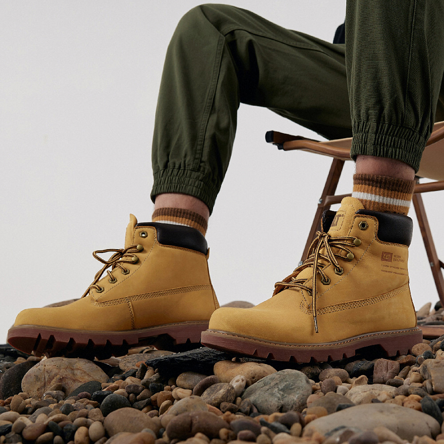 CAT Outdoor Boots Unisex Yellow купить в интернет-магазине Yoocart с быстрой доставкой по России.