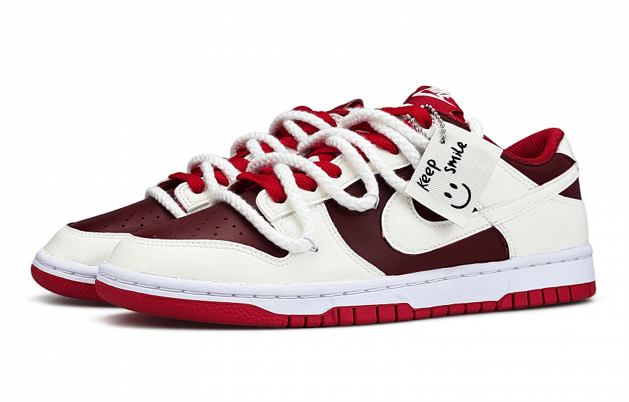 Nike Dunk Abrasion Resistant Low top Skateboard Shoes Unisex White Red купить в интернет-магазине Yoocart с быстрой доставкой по России.