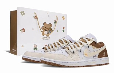 Jordan Air Jordan 1 Honey Cheese Abrasion Resistant Low top Vintage Basketball Shoes Unisex Beige White Brown