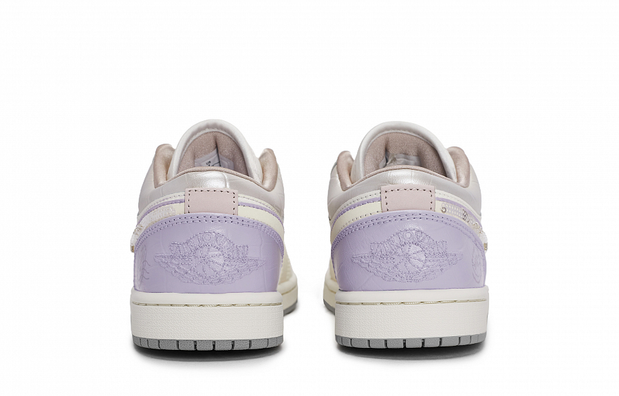 Jordan Air Jordan 1 Vintage Basketball Shoes Unisex Low top Beige/White/Silver/Purple купить в интернет-магазине Yoocart с быстрой доставкой по России.