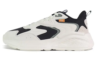 361° Shock Absorbers Slip Resistant Abrasion Resistant Low Top Casual Shoes Women's White Black