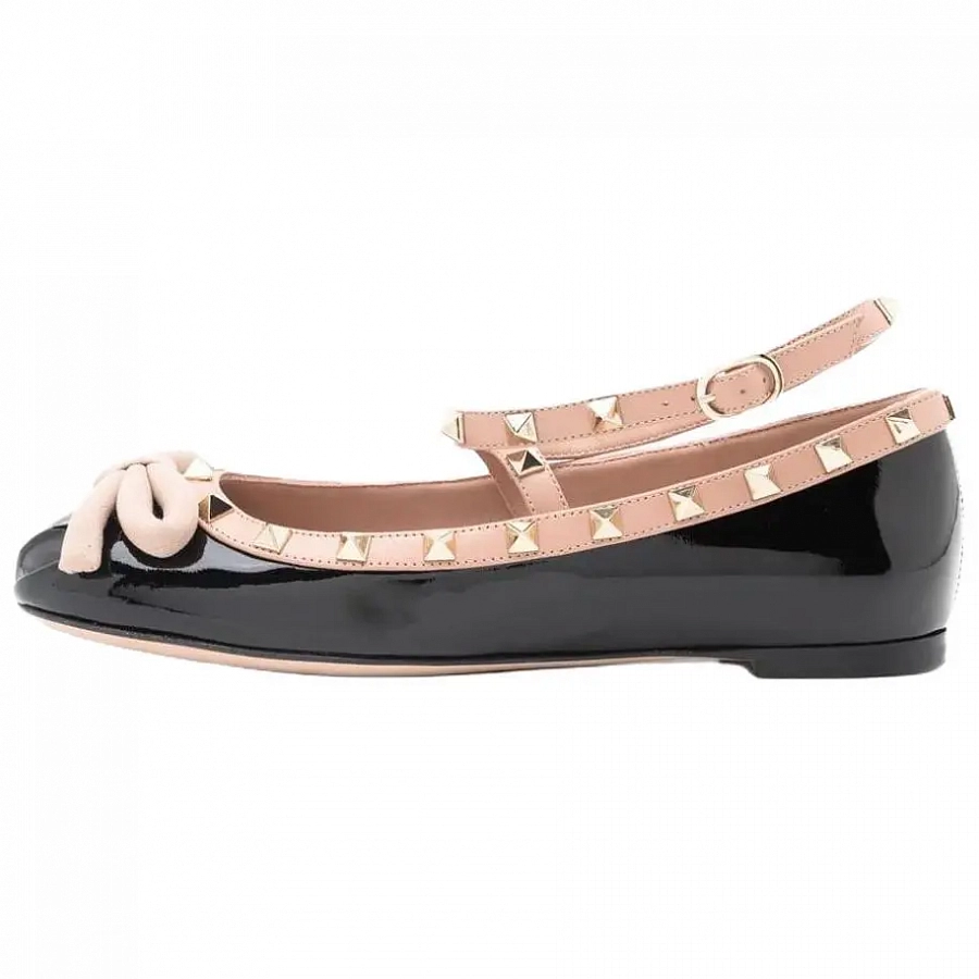 Valentino Garavani Rockstud Round Toe Ballerina Shoes Women's купить в интернет-магазине Yoocart с быстрой доставкой по России.