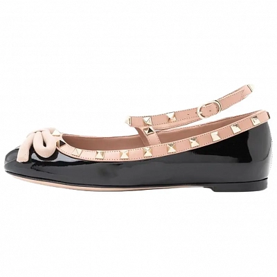 Valentino Garavani Rockstud Round Toe Ballerina Shoes Women's