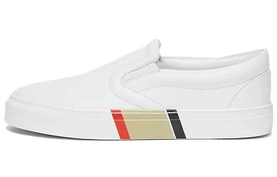 Burberry Low top Stylish Skateboarding Shoes Women's Light White