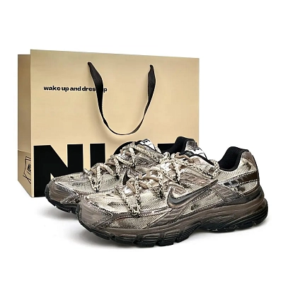 Nike Initiator Abrasion Resistant, Breathable, Lightweight Low top Casual Running Shoes Unisex Black Brown